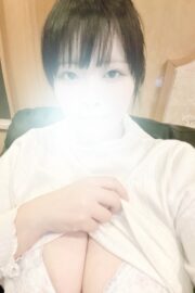 あやな